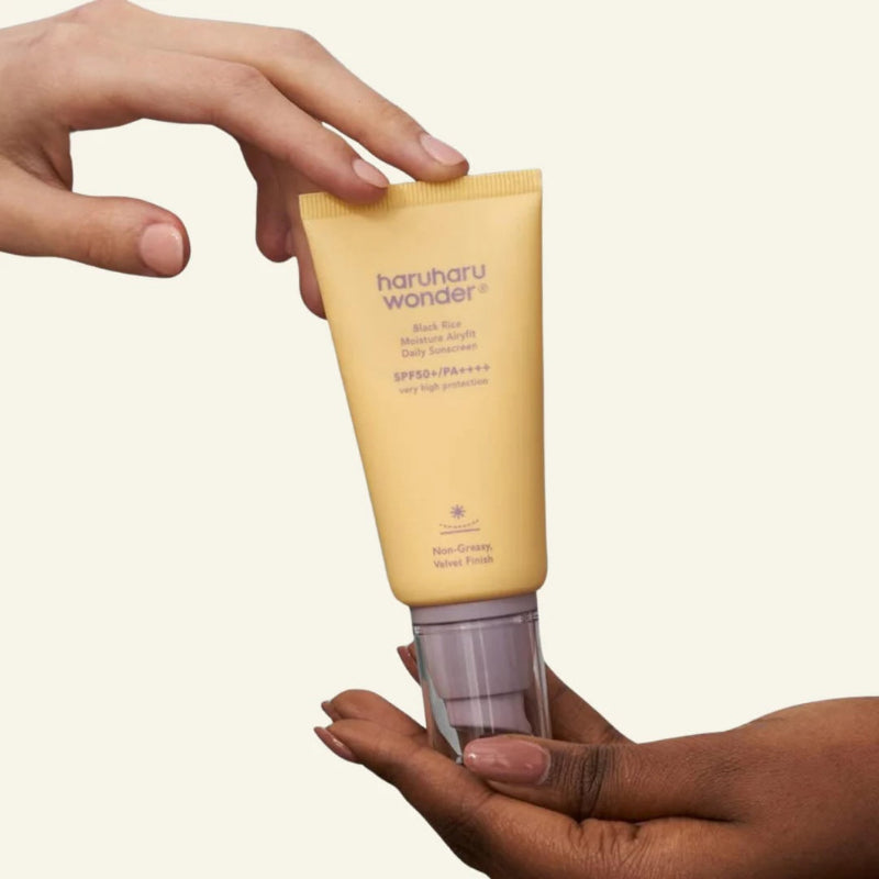 Black Rice Moisture AiryFit Sunscreen SPF50+/PA++++ - Haruharu Wonder